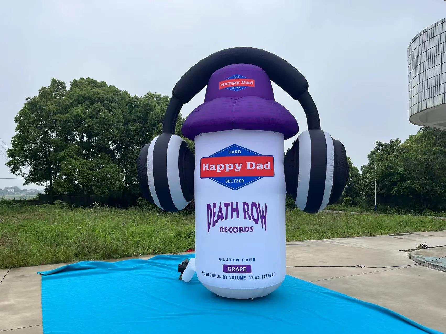 Happy Dad Jumbo Inflatable Display - DJ Death Row - Image 2